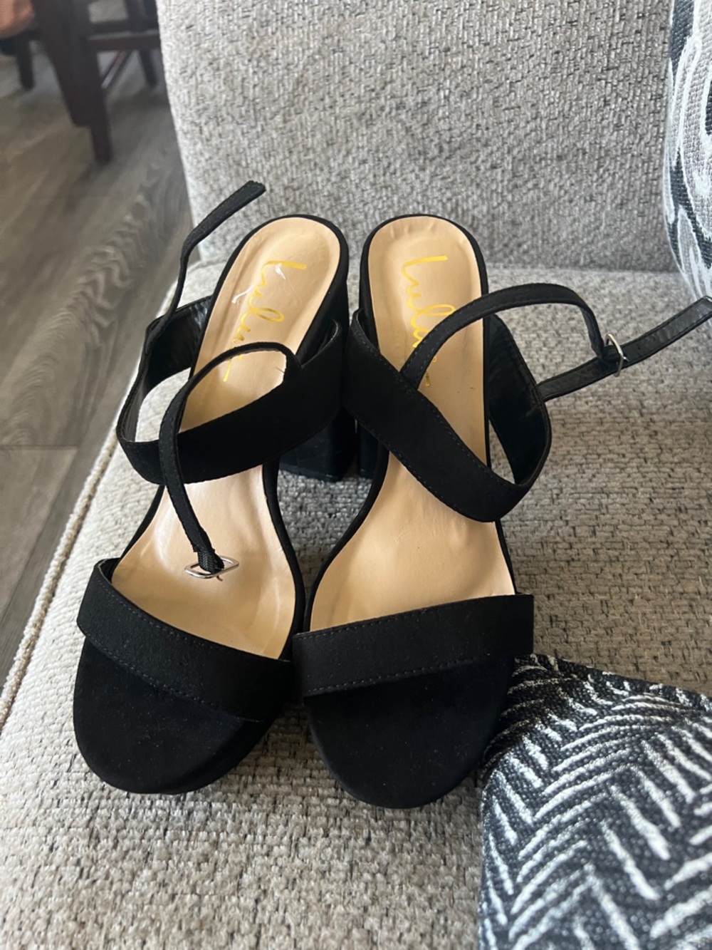 Lulu's Black Suede Crisscross Block Heel Sandals